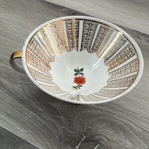 Vintage Wintering Bavaria Elegant Gold and White Teacup with Floral Design